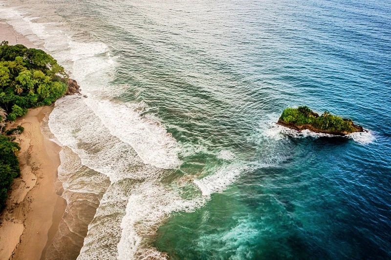 Des Caraïbes au Pacifique