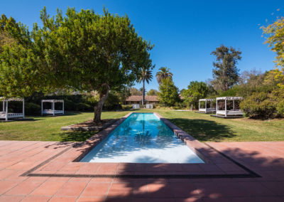 Jardín piscina